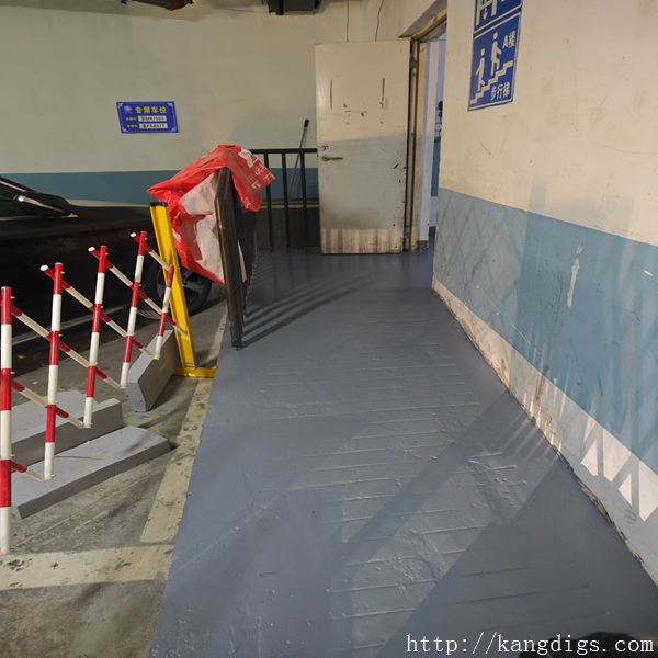 北京海淀车库地坪修补 | 地下车库地面改造 | 车库环氧地坪多少钱一平方 | 停车场防滑地坪